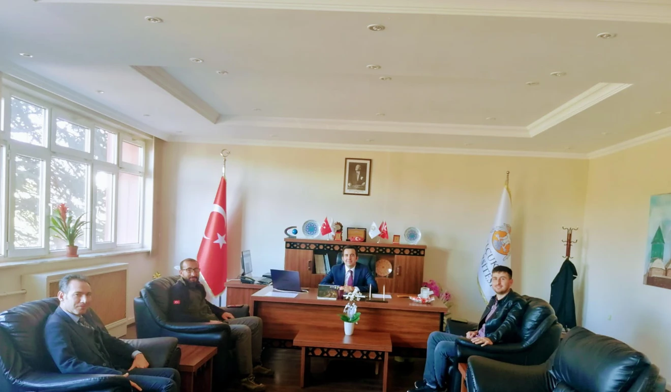 İlçe Kamu Kuruluş Amirlerinden Yüksekokulumuz Müdürü Zeybek İçin Hayırlı Olsun Ziyaretleri